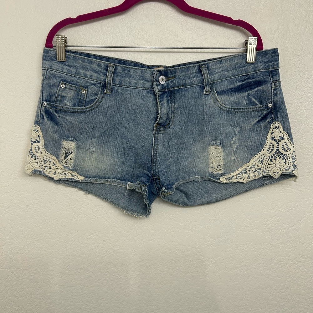 Denim Lace Trim Women's Shorts size 16